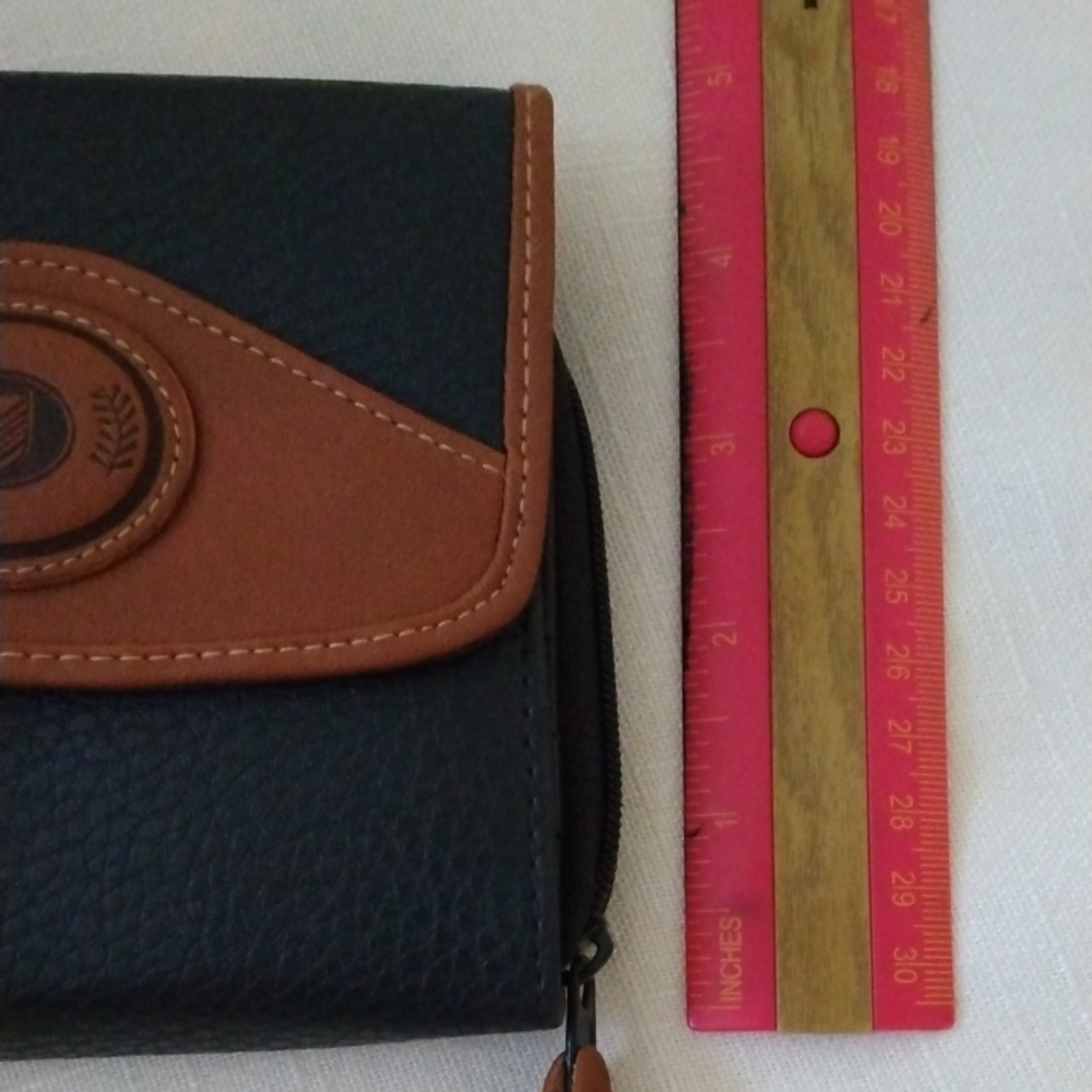 Wallet - Picture 10 of 10